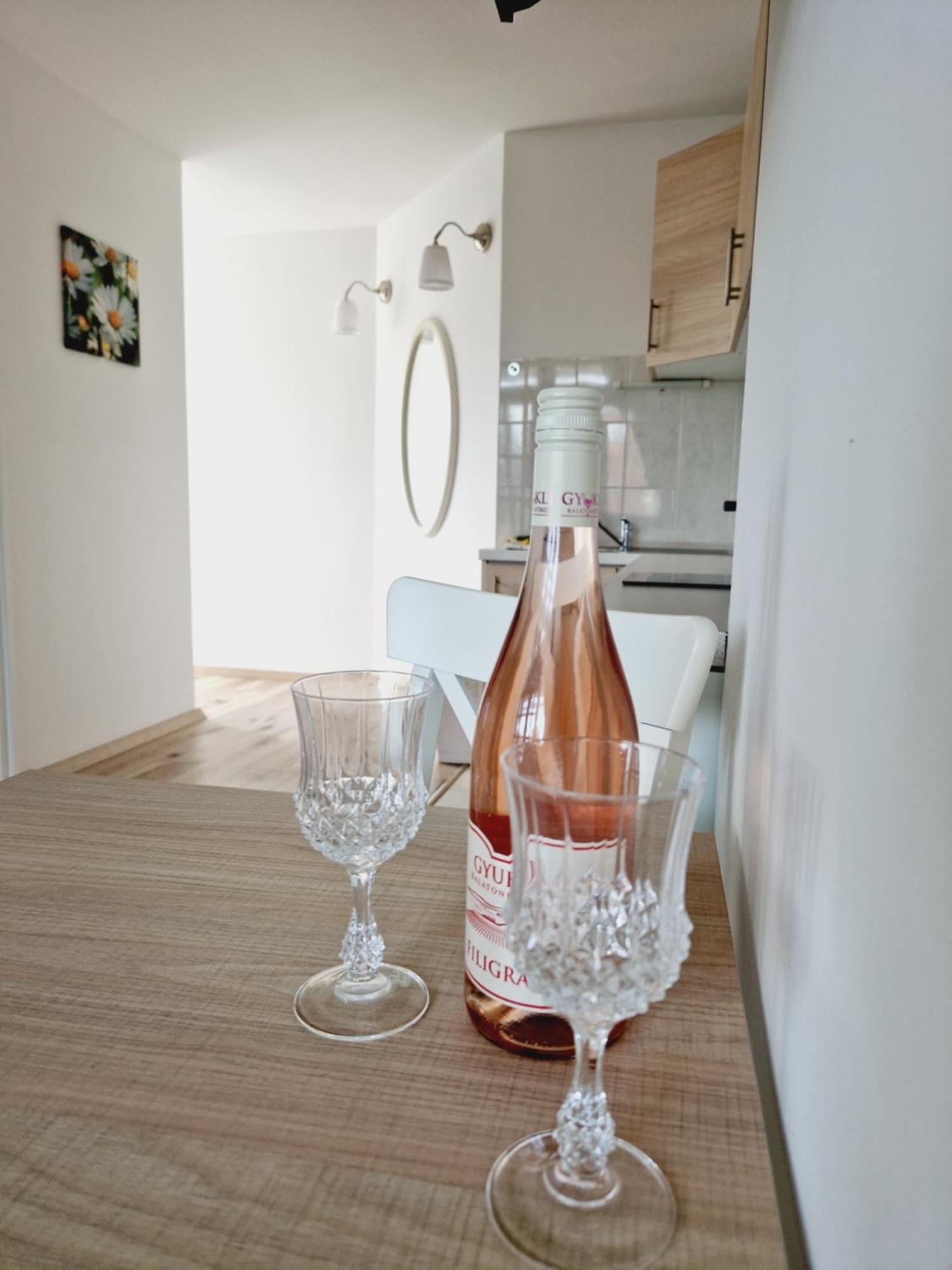 Balaton Apartman Fuered 블로톤퓌레드 외부 사진